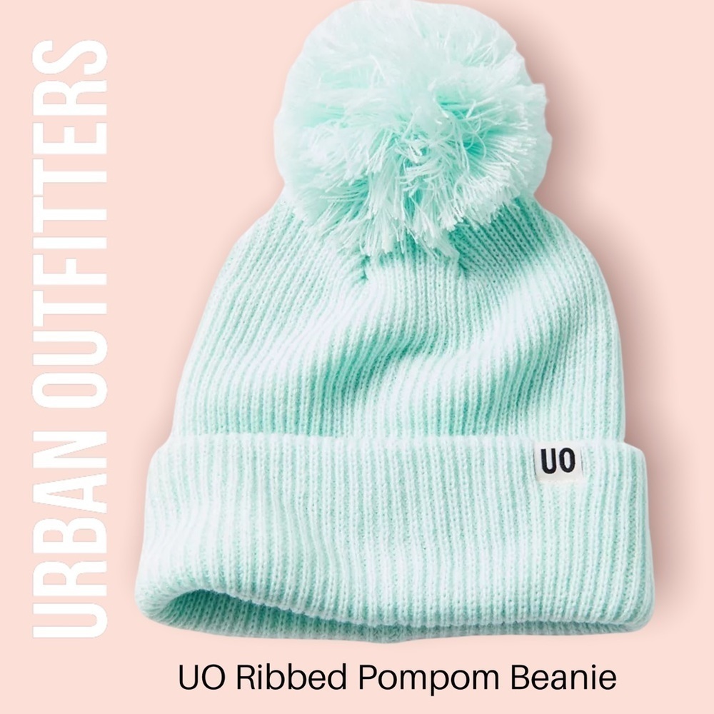 Urban Outfitters UO Ribbed Pompom Green Mint Beanie NWT ❄️🍁